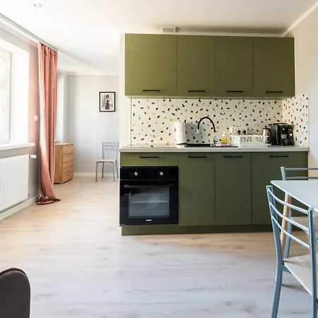 Mynest Apartments Poplinskich Познань Екстер'єр фото
